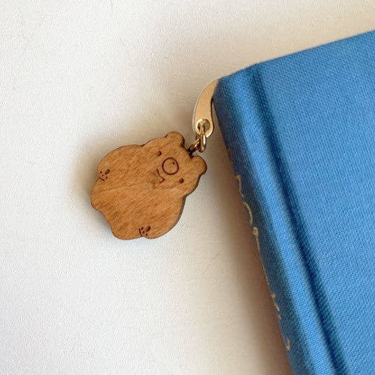ぽちゃくま*木のブックマーカー