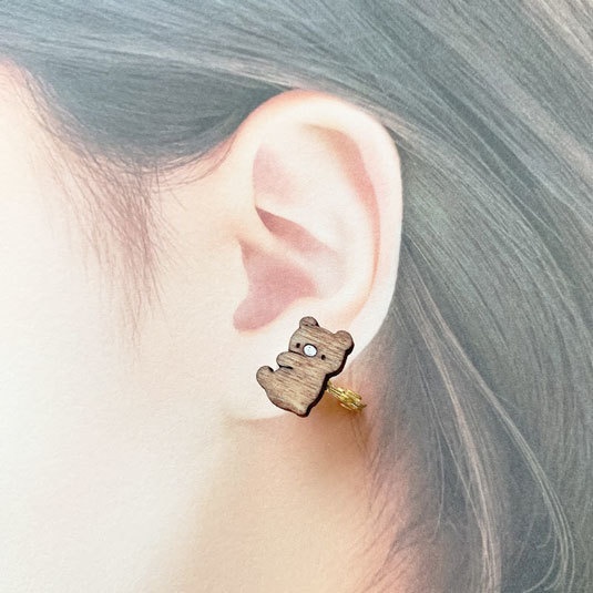 つれてってくまイヤカフ*木のイヤカフ(片耳用)