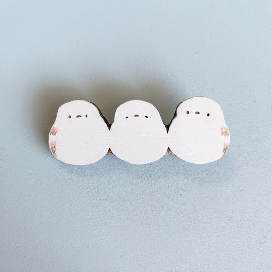 なかよしシマエナガ*木のブローチ