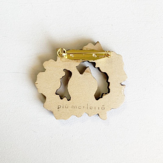 ねことリンゴのリース*木のブローチ