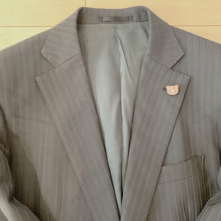 ミニミニくまさん*木のピンバッジ