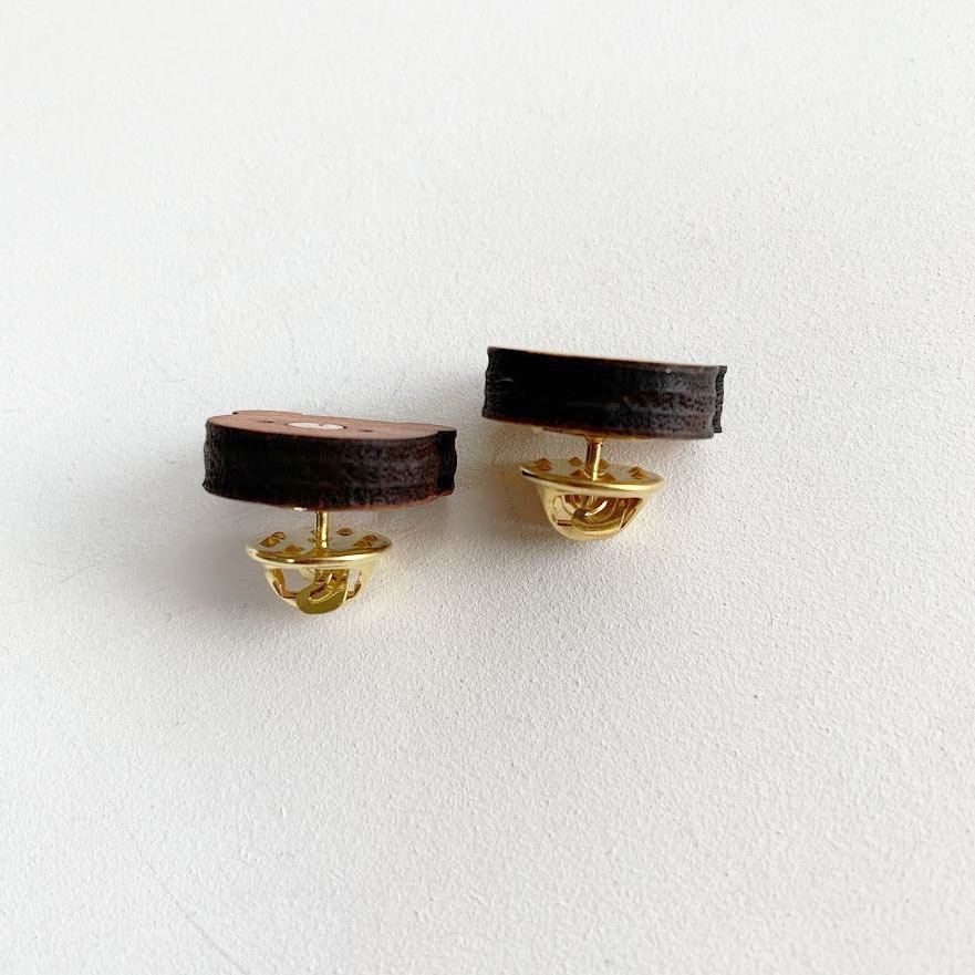 ミニミニくまさん*木のピンバッジ