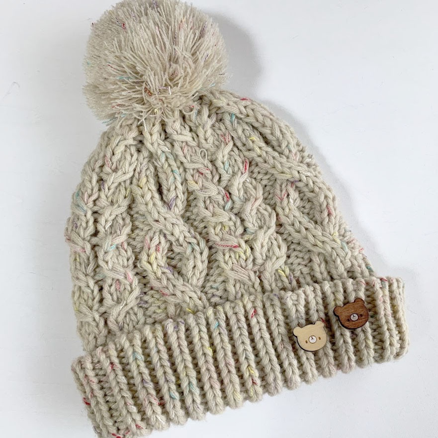 ミニミニくまさん*木のピンバッジ