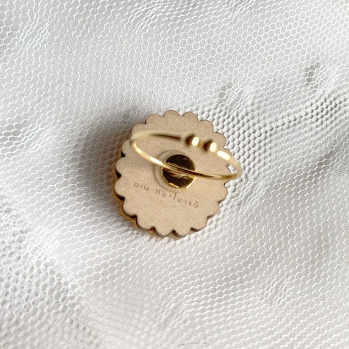 きらきら思い出のレースモチーフ*木とアクリルの指輪