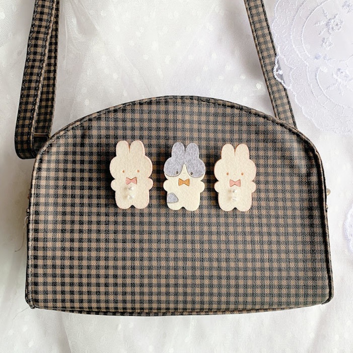 やわらかうさぎ*フェルトのブローチ