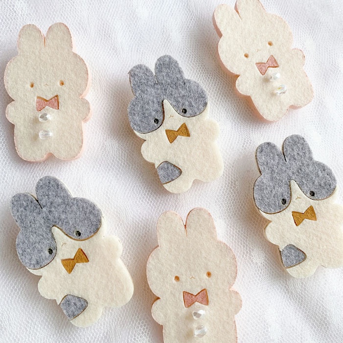 やわらかうさぎ*フェルトのブローチ