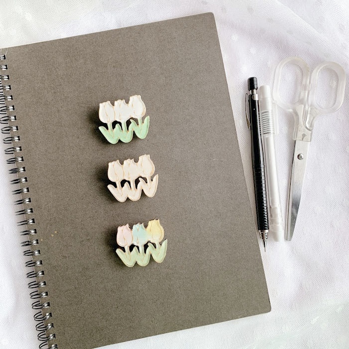 レトロチューリップ(パステル)*木とアクリルのブローチ