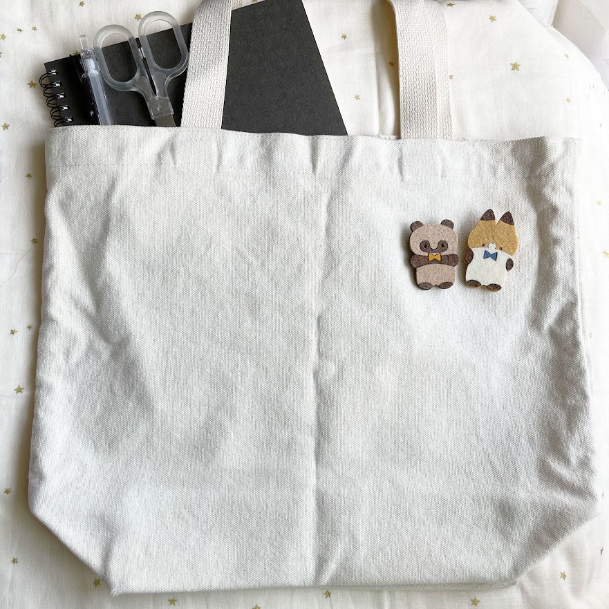 やわらかたぬきときつね*フェルトのブローチ