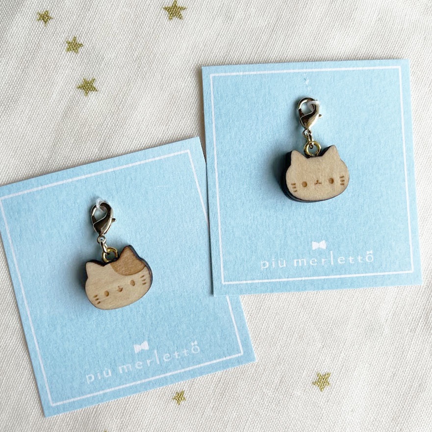 ミニミニねこさん*木のチャーム