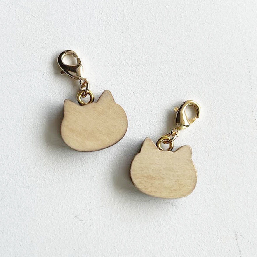 ミニミニねこさん*木のチャーム