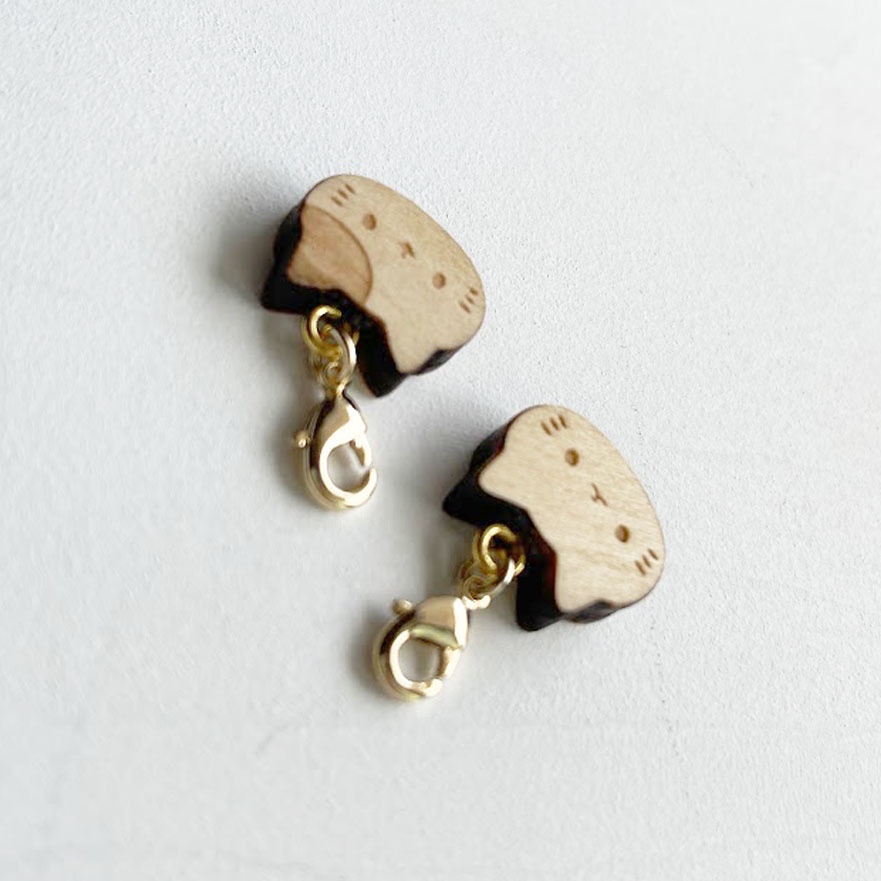 ミニミニねこさん*木のチャーム