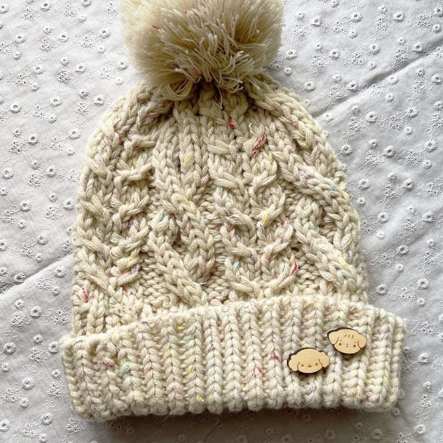 ミニミニいぬさん*木のピンバッジ