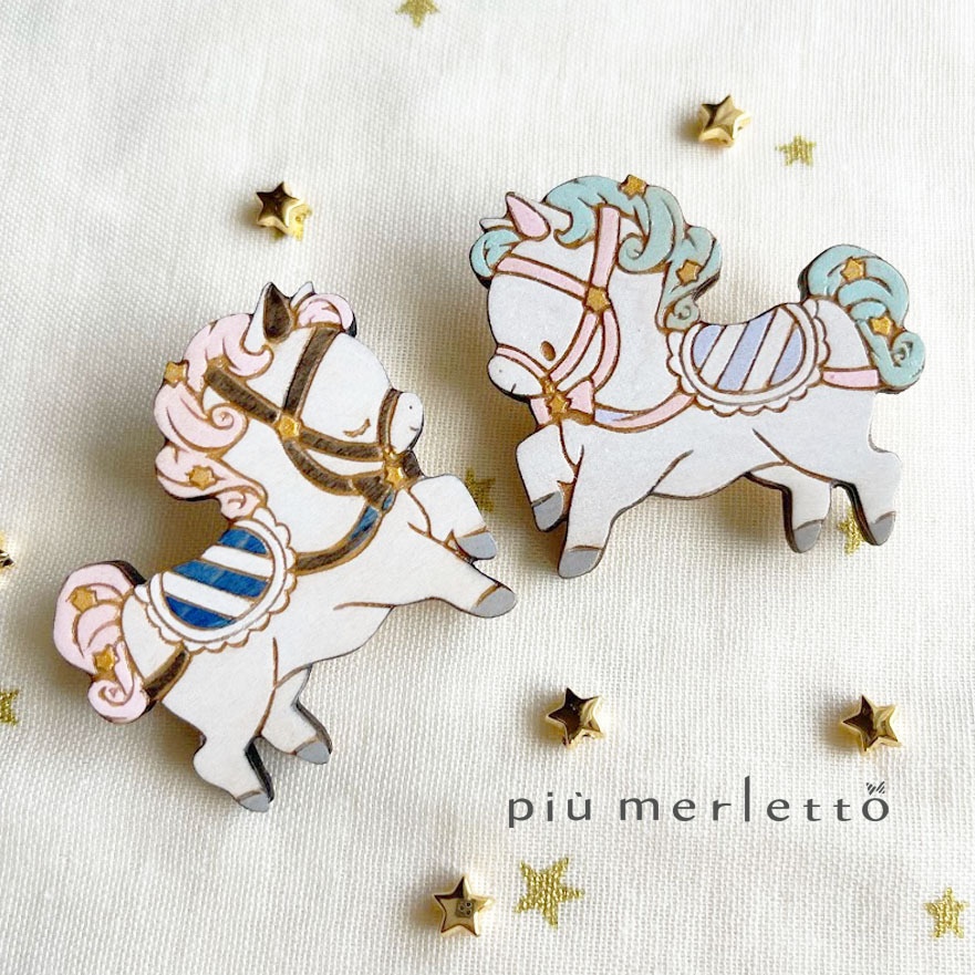 木馬のるるとひな*木のブローチ