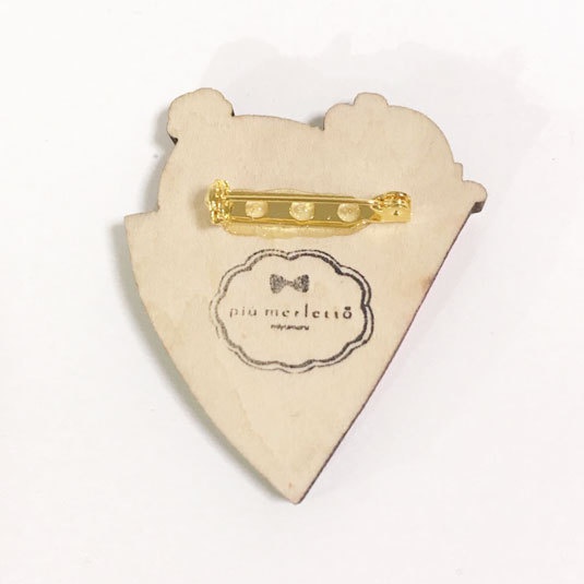 ひんやりスイカとしろくまブローチ