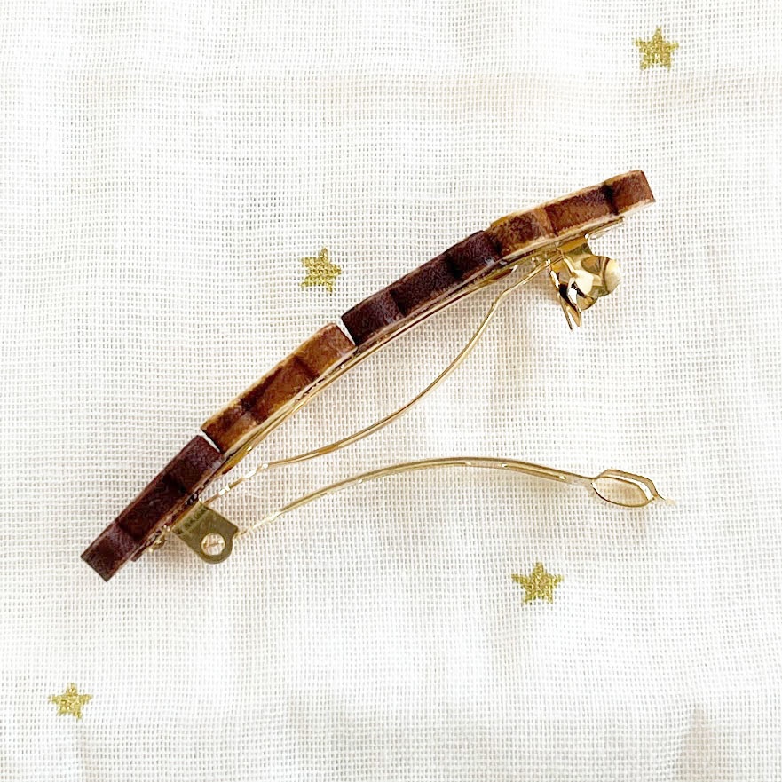 なかよしくまさん*木のバレッタ