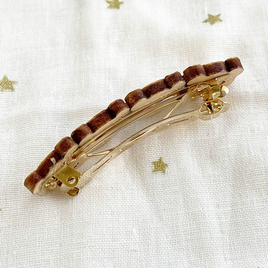 なかよしくまさん*木のバレッタ