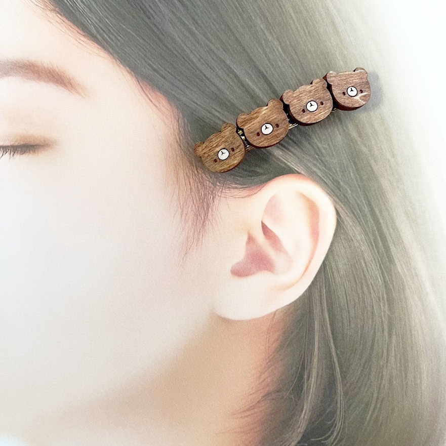 なかよしくまさん*木のバレッタ