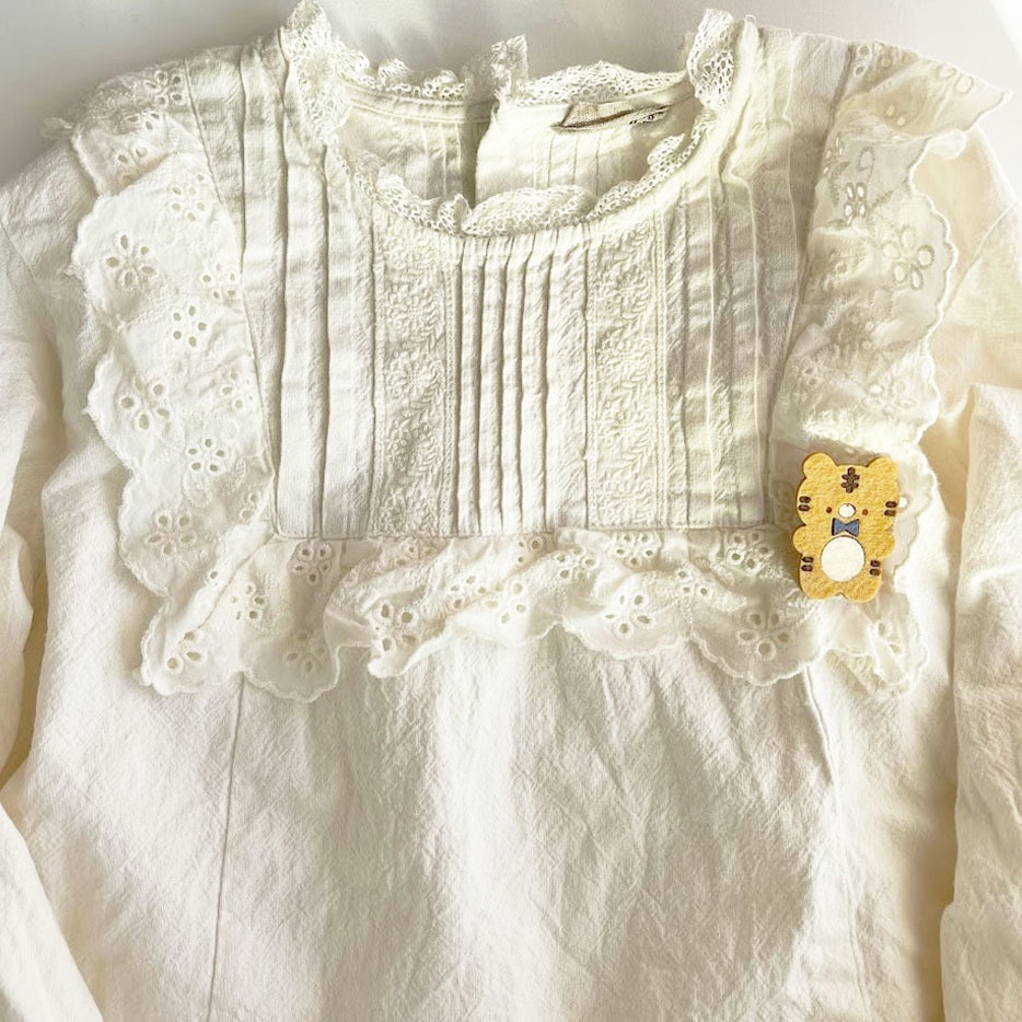 やわらかとら*フェルトのブローチ