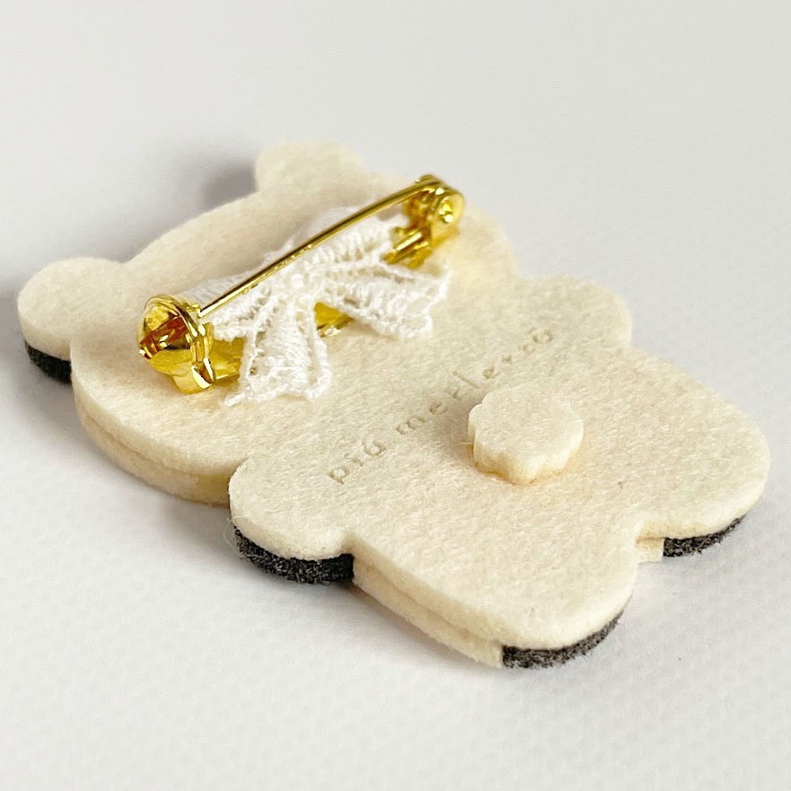 やわらかぱんだ*フェルトのブローチ