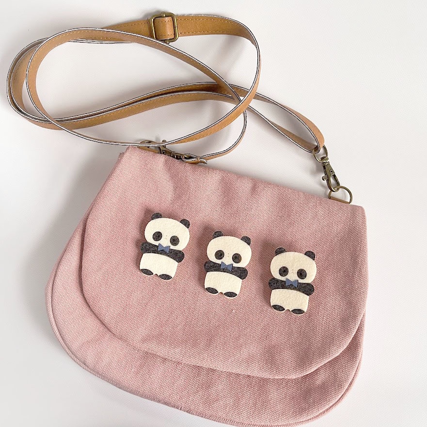 やわらかぱんだ*フェルトのブローチ