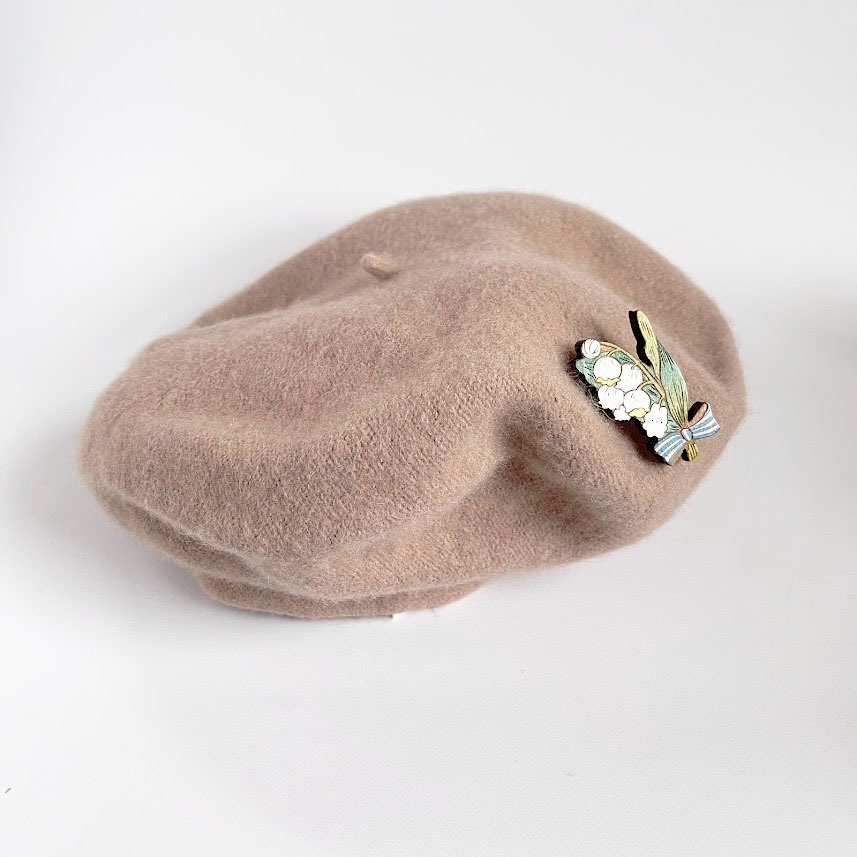 スズランうさぎ*木のブローチ