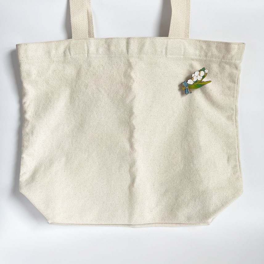 スズランうさぎ*木のブローチ