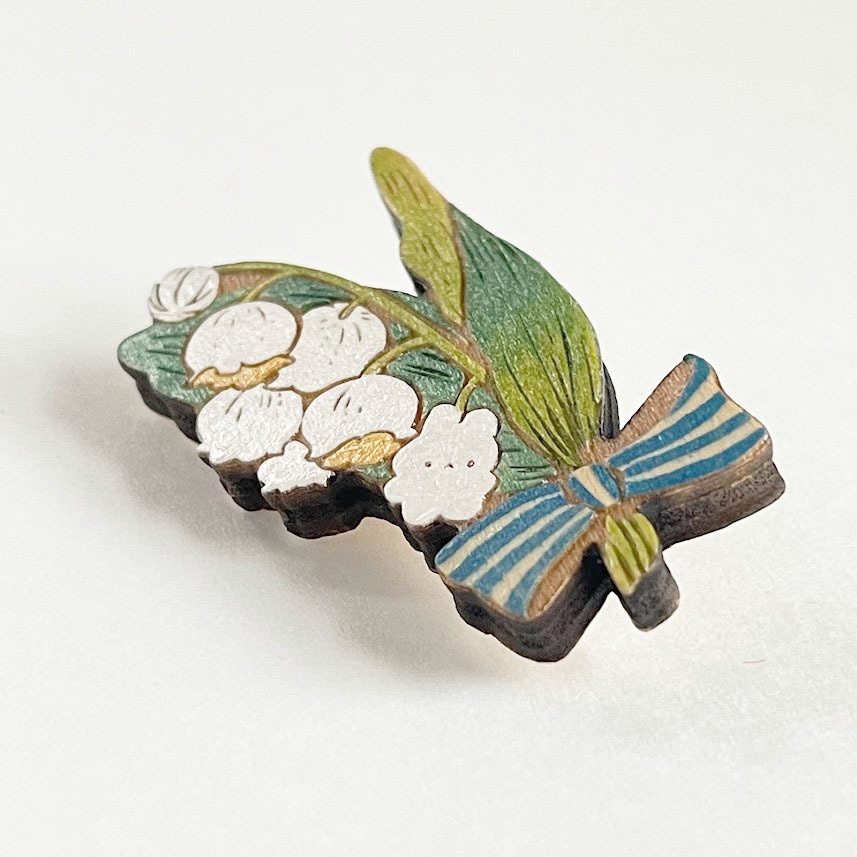 スズランうさぎ*木のブローチ