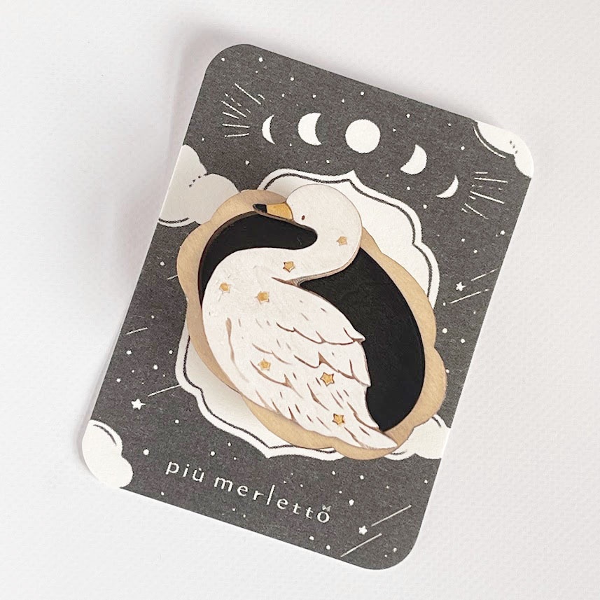 星屑と白鳥(木枠)*木のブローチ