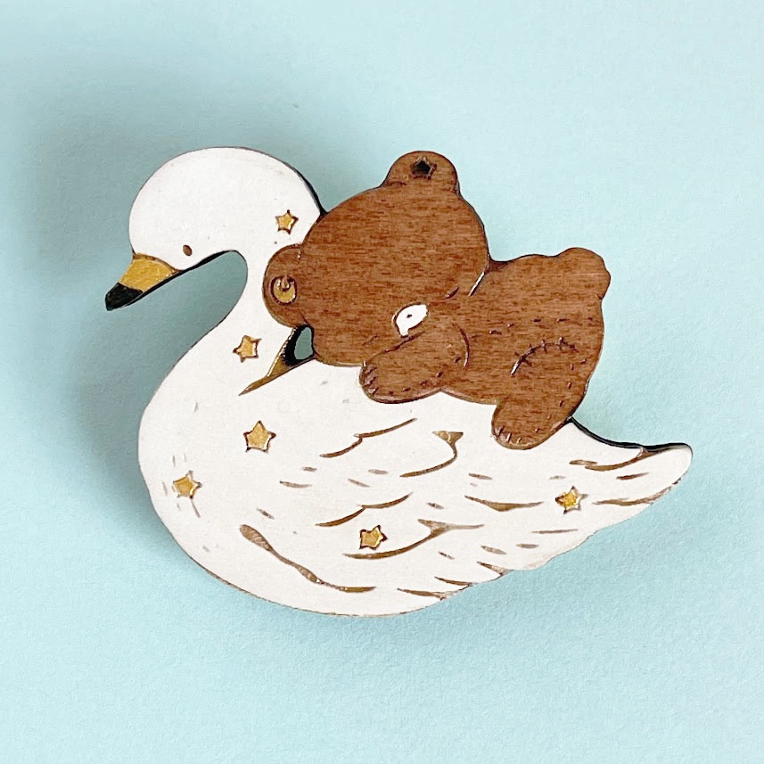 星屑と白鳥*木のブローチ