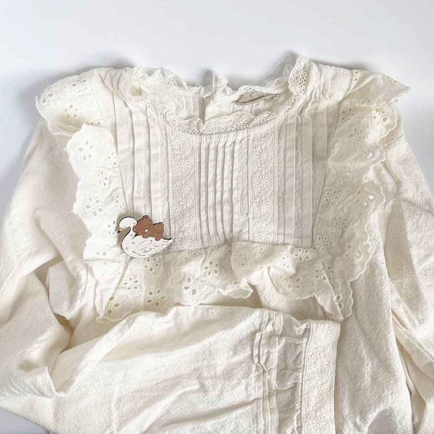 星屑と白鳥*木のブローチ