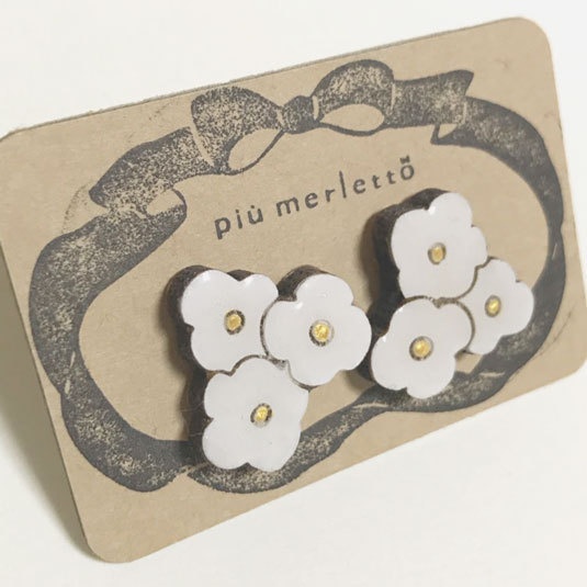 おはなみっつ*木のピアス・イヤリング