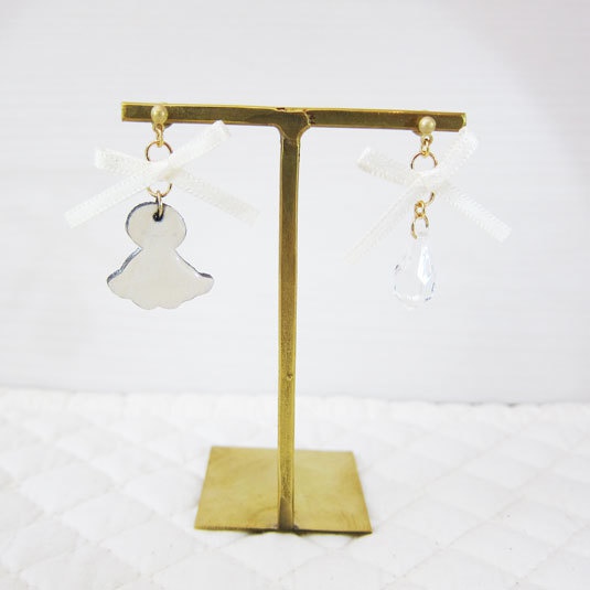 てるてる坊主と雨粒きらきら*木のピアス・イヤリング