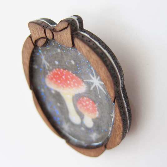小さな額縁*木のブローチ