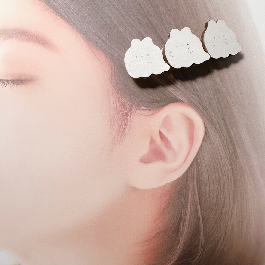 うさぎおばけ*木のバレッタ