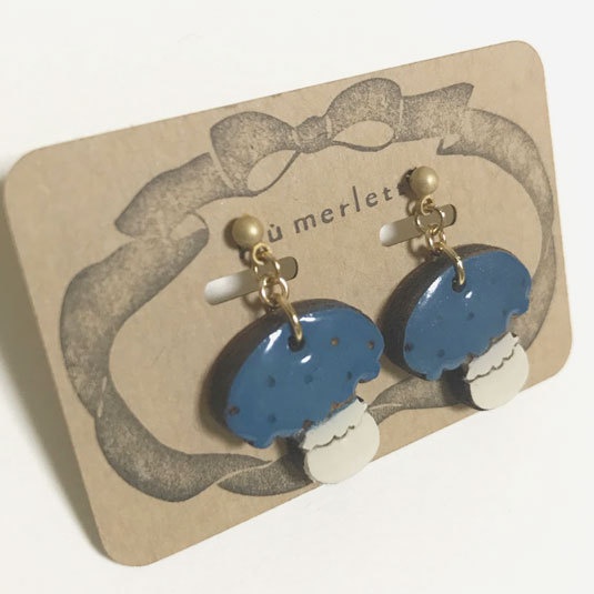森のきのこ∴青∴*木のピアス・イヤリング