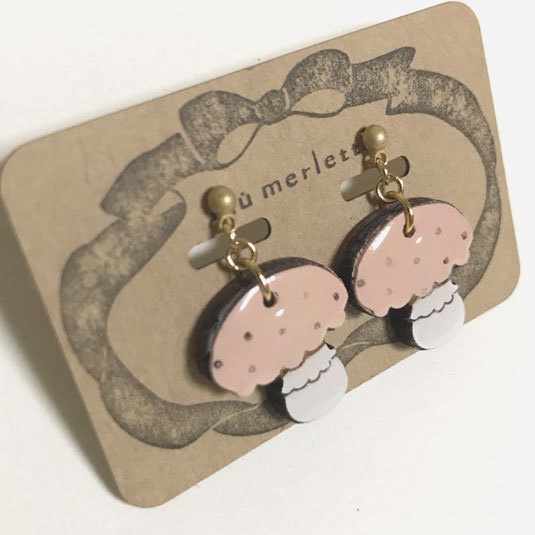 森のきのこ∴ぴんく∴*木のピアス・イヤリング