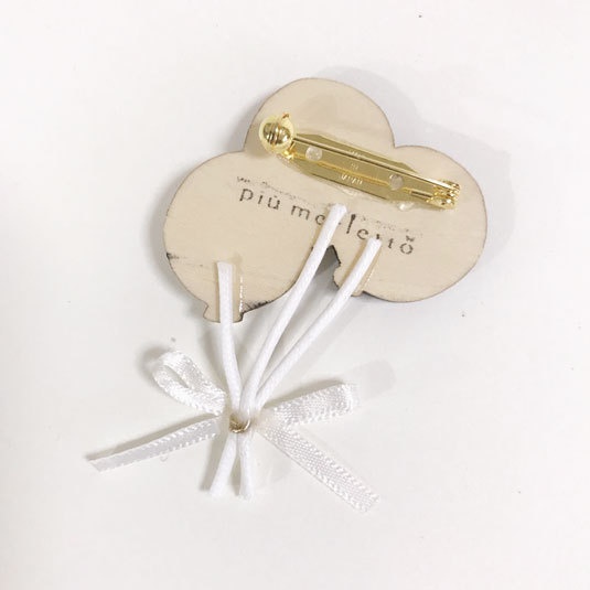 ふわふわ風船*木のブローチ