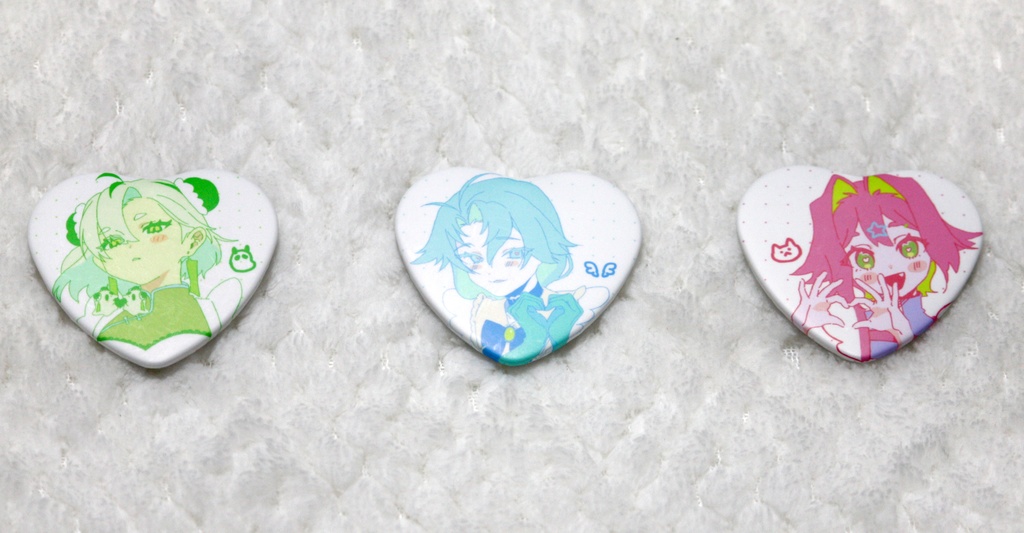 メイドカフェモチーフハート缶バッジ