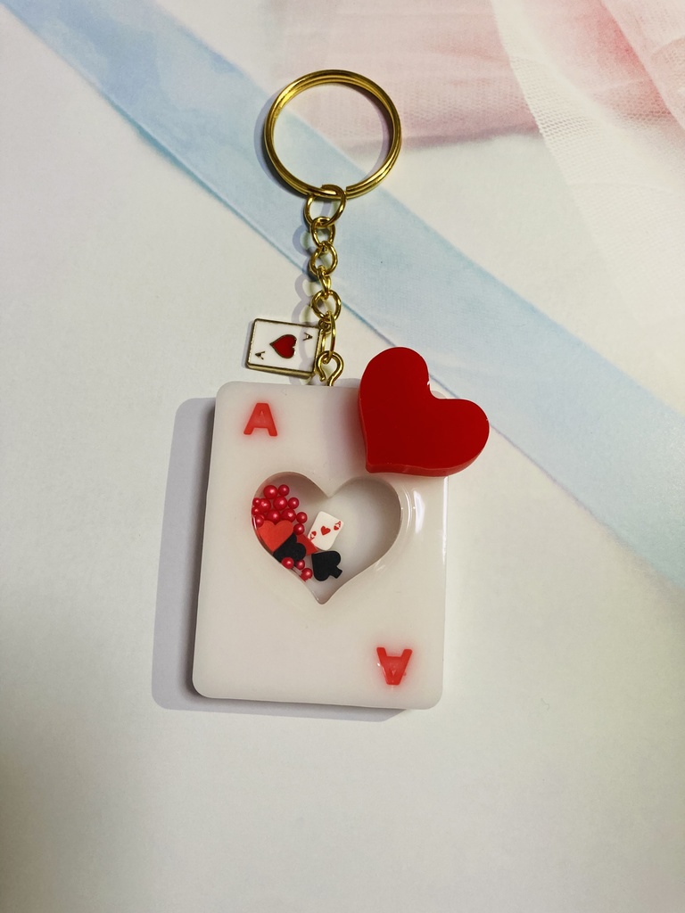 twst ハーツラビュル トランプキーホルダー