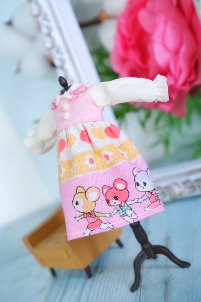 レトロあにまるさんワンピース