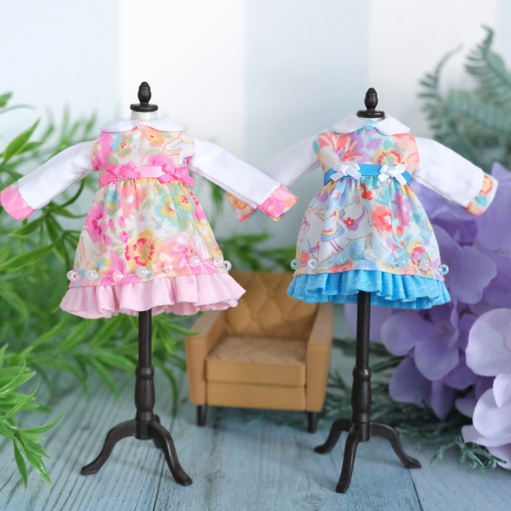 お花畑なワンピース