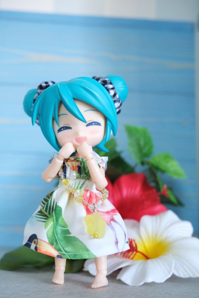 オフショルダーワンピース&ポシェット あくあぶるー