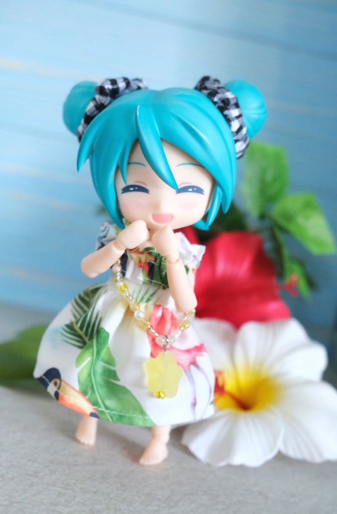 オフショルダーワンピース&ポシェット しんかいぶるー