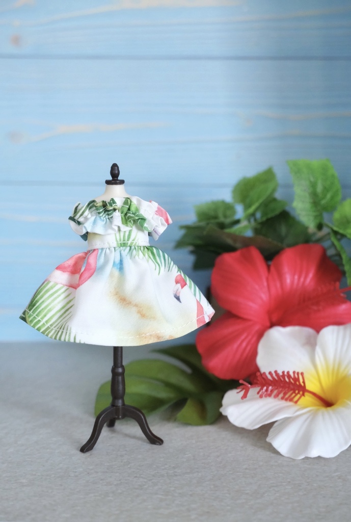 オフショルダーワンピース&ポシェット とこなつ