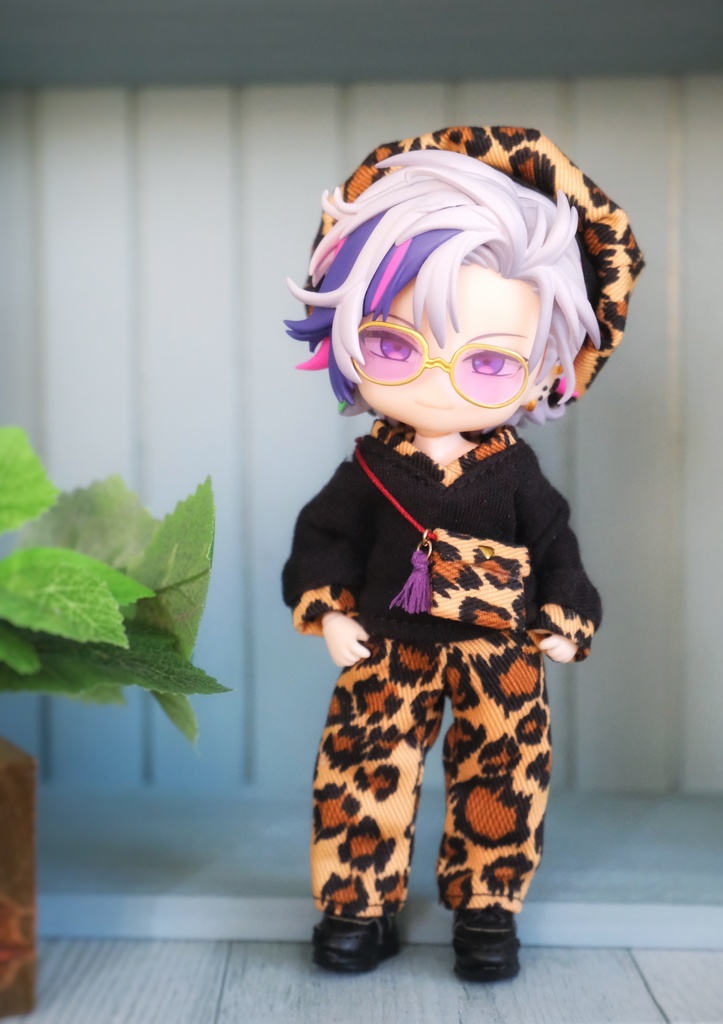 ๐๐๐จ๐ฉ๐๐ซ๐ ๐๐จ๐ฅ๐ฅ๐๐๐ญ๐ข๐จ๐ง ๐๐๐ง๐ญ๐ฌ ๐๐ญ๐ฒ๐ฅ๐