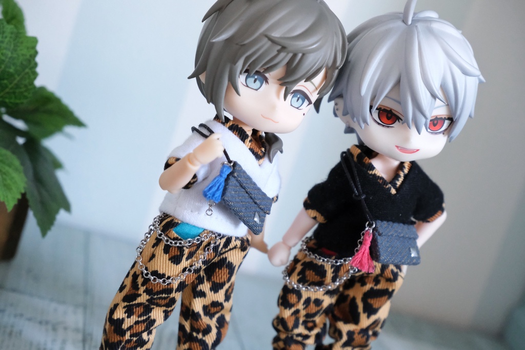 ๐๐๐จ๐ฉ๐๐ซ๐ ๐๐จ๐ฅ๐ฅ๐๐๐ญ๐ข๐จ๐ง ๐๐๐ง๐ญ๐ฌ ๐๐ญ๐ฒ๐ฅ๐ at ๐๐ฎ๐ฆ๐ฆ๐๐ซ