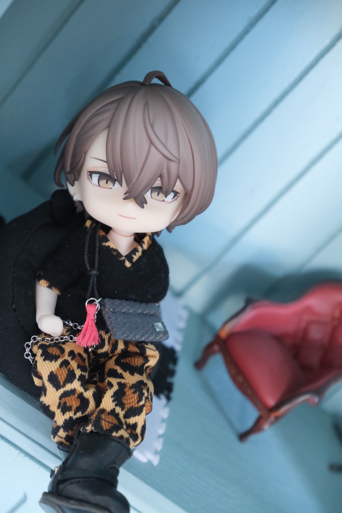 ๐๐๐จ๐ฉ๐๐ซ๐ ๐๐จ๐ฅ๐ฅ๐๐๐ญ๐ข๐จ๐ง ๐๐๐ง๐ญ๐ฌ ๐๐ญ๐ฒ๐ฅ๐ at ๐๐ฎ๐ฆ๐ฆ๐๐ซ