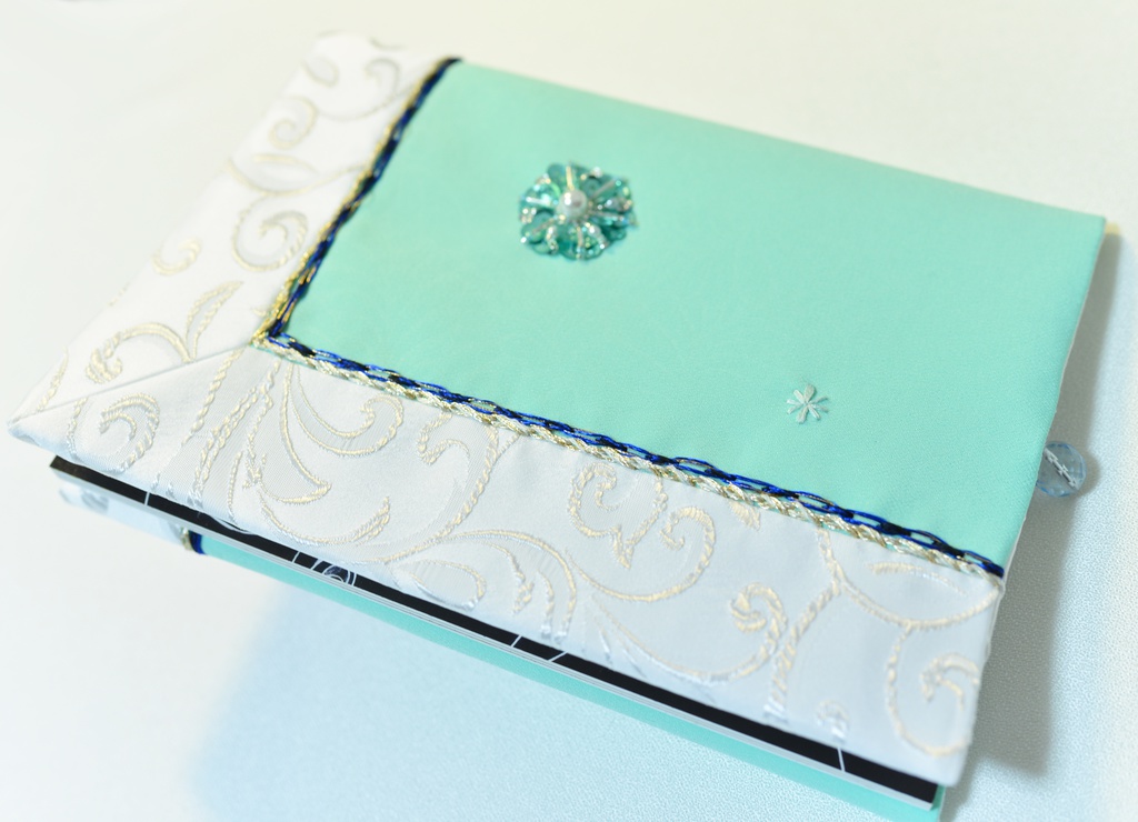 【TOZ】ミクリオ・エピリオ・水神依イメージ ブックカバー