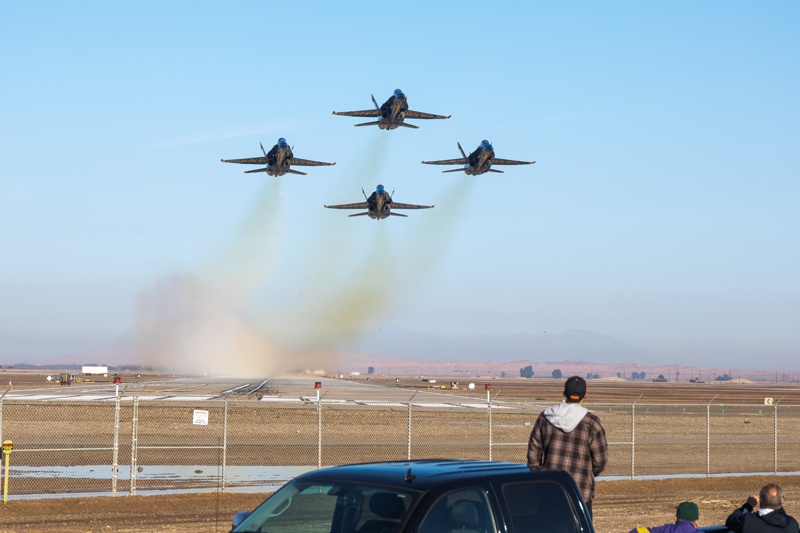 航空写真集『BlueAngels at El Centro』