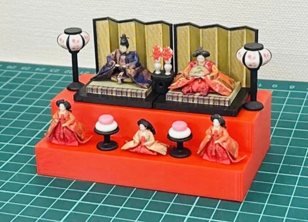 ミニチュア★ひな人形2段セット★雛人形★ドールハウスに★フィギュア★完成品★塗装済完成品★